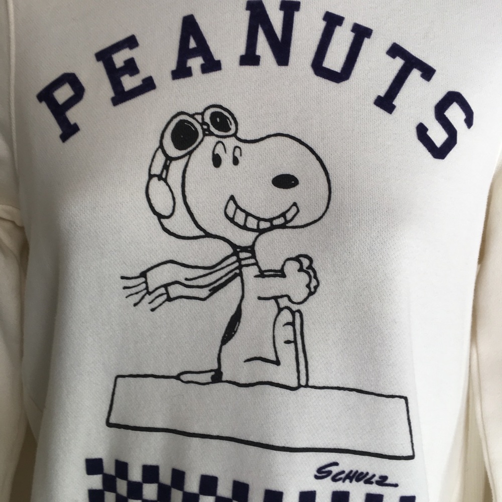 Uniqlo Snoopy Flying Ace Long Sweatshirt dress women’s size small off white EUC!